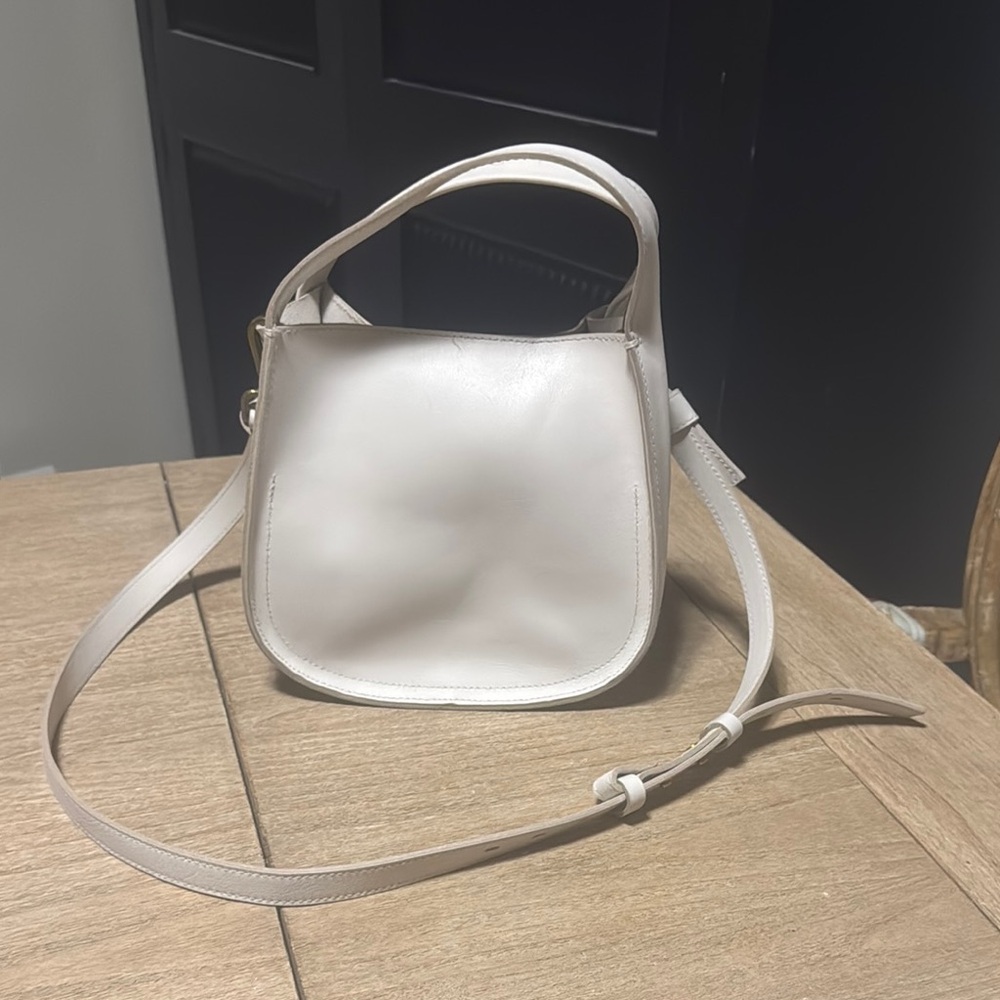 Madewell Sydney white leather bucket handbag with crossbody strap